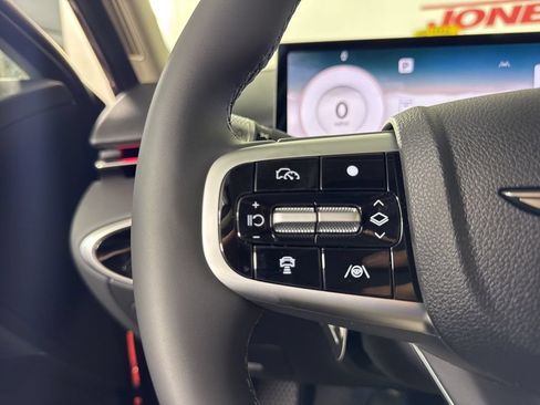 New 2026 Genesis GV70 2.5T Advanced AWD/4WD image 22