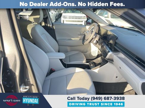 Certified 2025 Hyundai Kona Limited FWD image 25