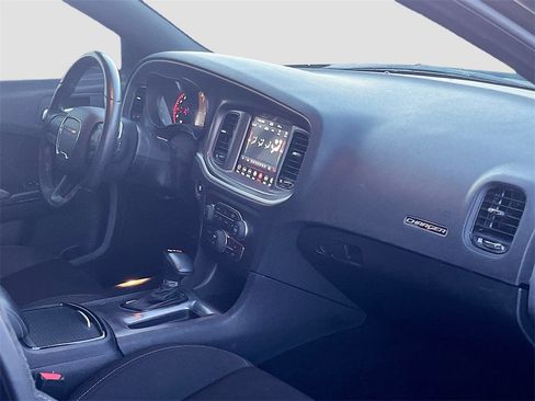 Used 2021 Dodge Charger R/T w/ Blacktop Package image 28