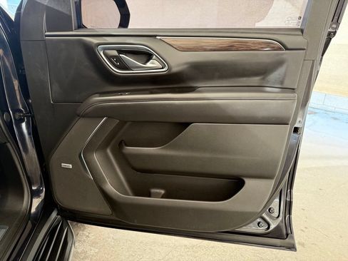 Used 2022 Chevrolet Tahoe LT RWD image 12