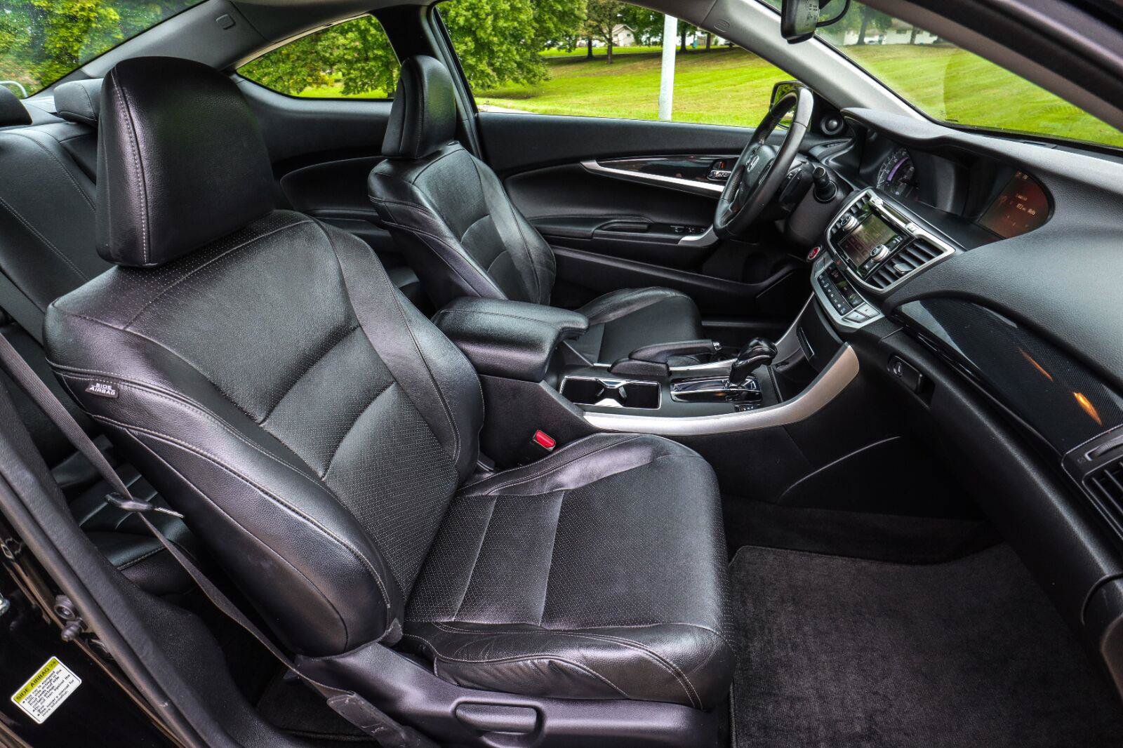 Used 2015 Honda Accord EX-L image 41