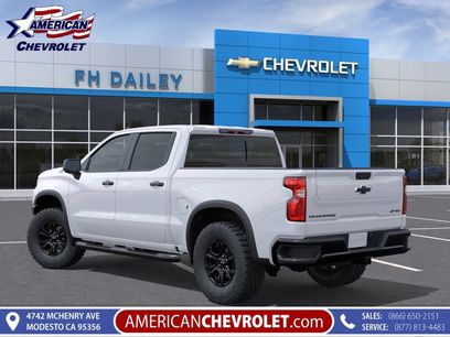 New 2026 Chevrolet Silverado 1500 ZR2 w/ LPO, Dark Essentials Package