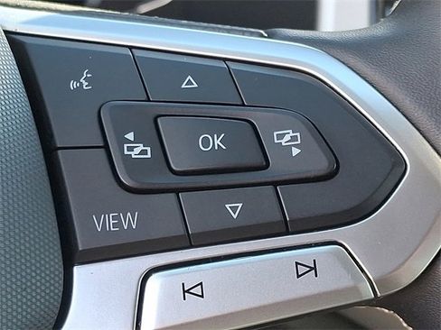 Used 2023 Volkswagen Atlas SE image 21