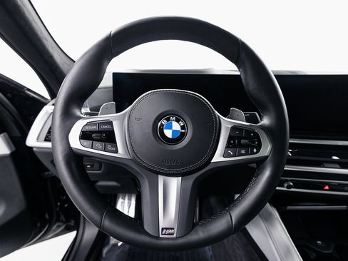 Used 2024 BMW X6 xDrive40i w/ Executive Package image 11