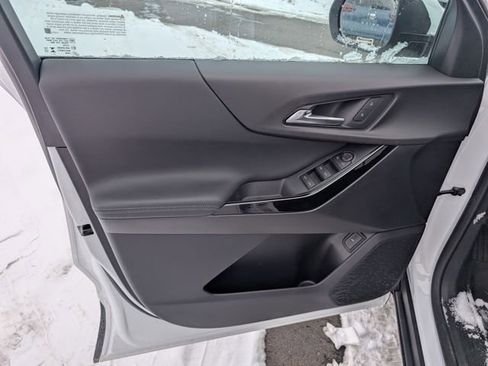 New 2026 Chevrolet Equinox LT w/ Convenience Package II image 14