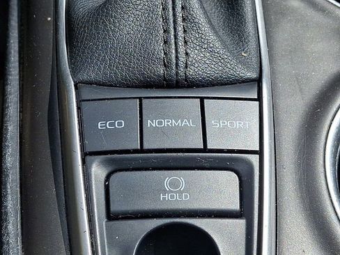 Used 2023 Toyota Camry XLE w/ Cold Weather Package image 27