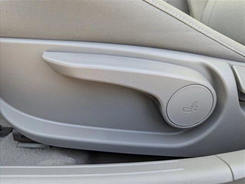 New 2026 Hyundai Elantra SE w/ Cargo Package image 11