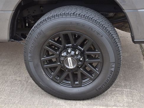 Used 2020 Ford F250 Lariat image 12