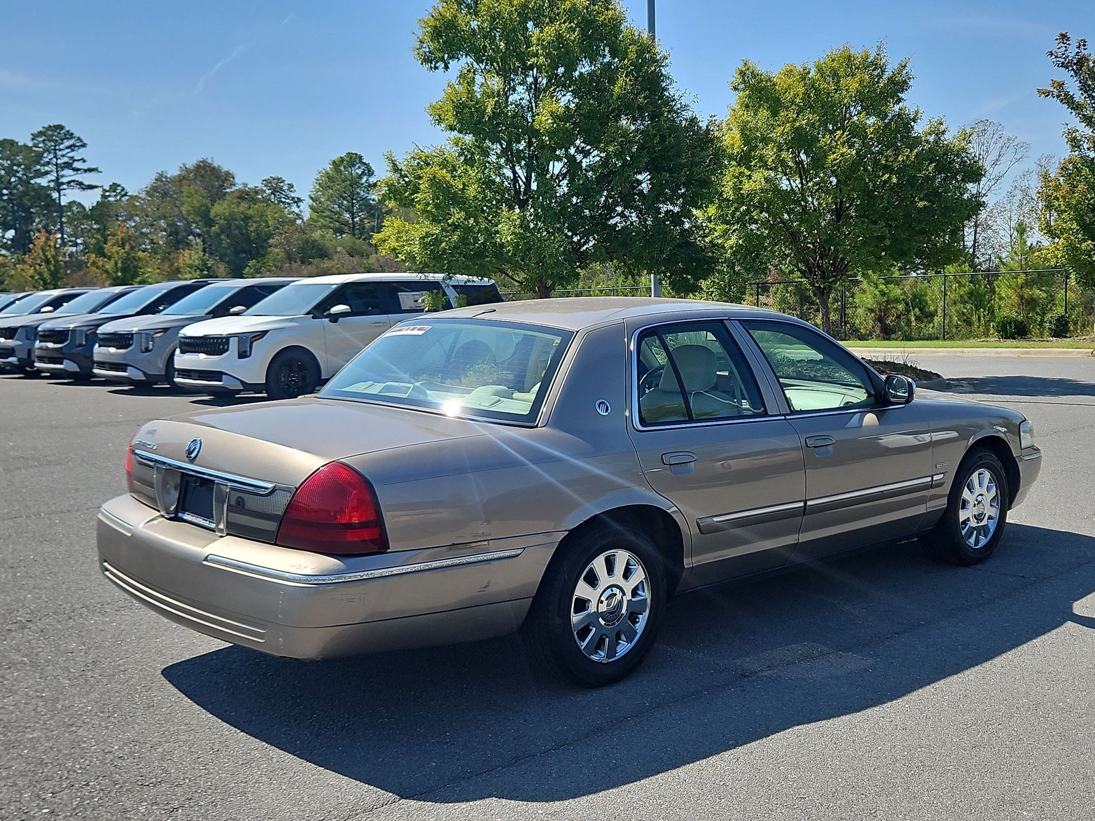 Used 2006 Mercury Grand Marquis LS RWD image 7