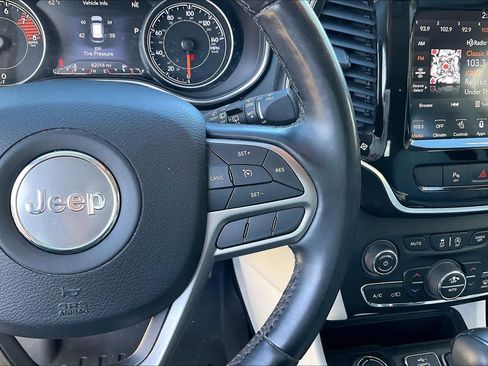 Used 2020 Jeep Cherokee Limited w/ Advanced Safety Group image 25