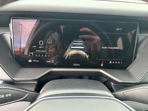 New 2026 GMC Acadia AT4 w/ Luxury Package image 13