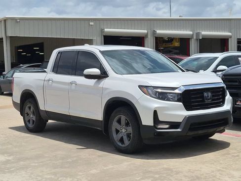 Used 2023 Honda Ridgeline RTL-E image 4