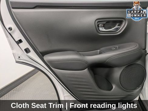Certified 2025 Honda HR-V LX image 28