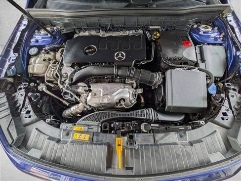 Used 2023 Mercedes-Benz GLB 250 4MATIC image 24