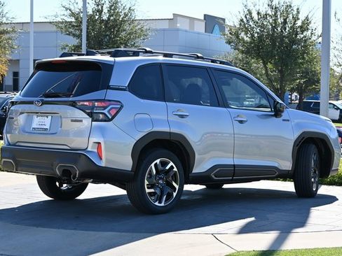 New 2025 Subaru Forester Limited w/ Popular Package image 3