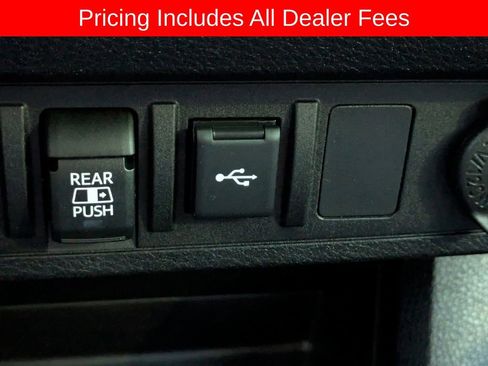 Certified 2023 Toyota Tacoma SR5 w/ Technology Package AWD/4WD image 24