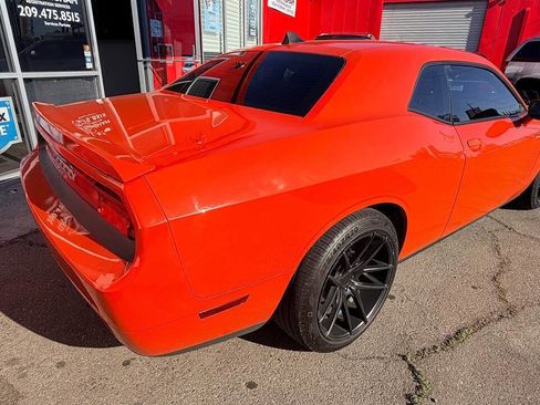 Used 2013 Dodge Challenger R/T RWD image 6