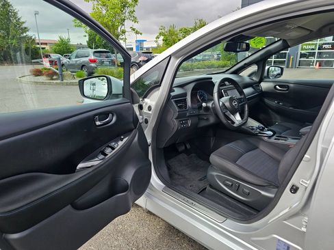 Used 2024 Nissan Leaf SV Plus FWD image 16