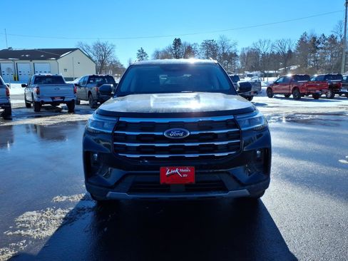 New 2026 Ford Explorer Active w/ Active Comfort Package image 4