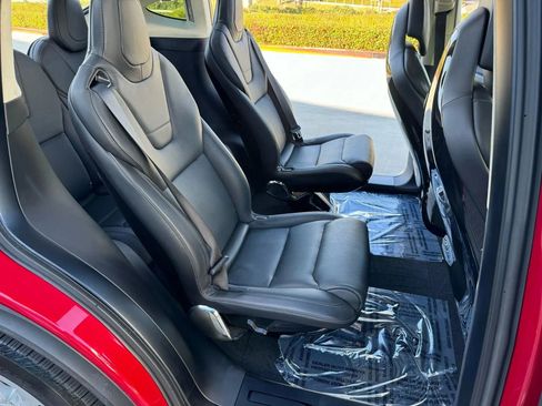 Used 2020 Tesla Model X Long Range AWD/4WD image 19