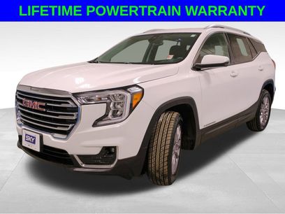 Used 2024 GMC Terrain SLT