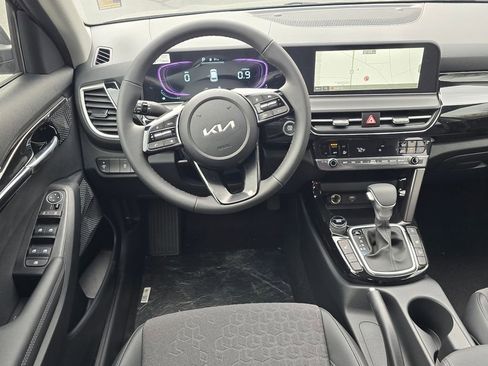 New 2026 Kia Seltos S image 13