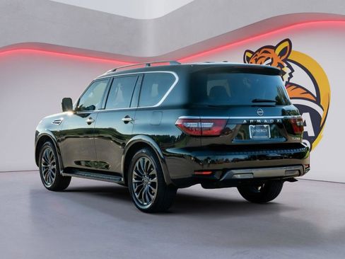 Used 2021 Nissan Armada Platinum w/ Captain's Chairs Package RWD image 7