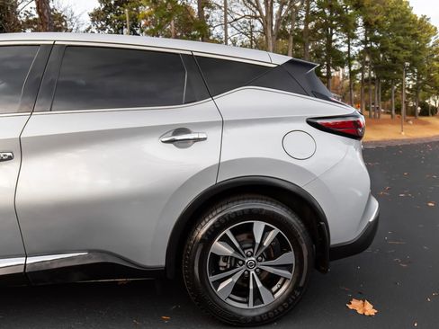 Used 2019 Nissan Murano S image 5