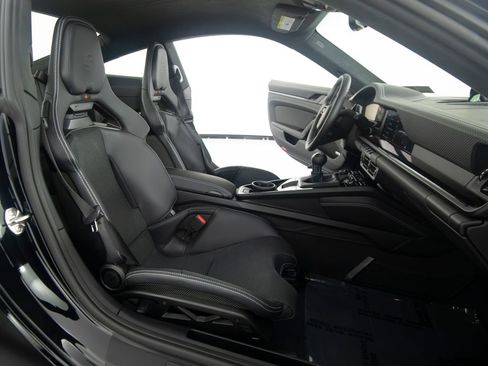 Certified 2026 Porsche 911 GT3 RWD image 40