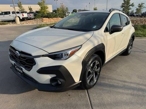 Used 2025 Subaru Crosstrek 2.5i Premium w/ Crosstrek Mirror Package AWD/4WD image 3