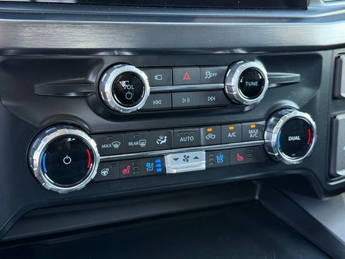 Certified 2025 Ford F350 Lariat w/ Lariat Ultimate Package image 11