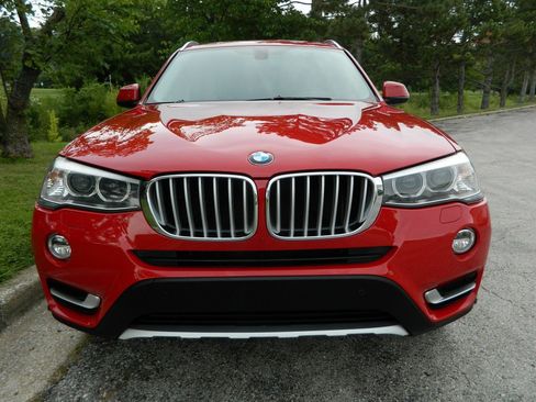 Used 2015 BMW X3 xDrive28i AWD/4WD image 2
