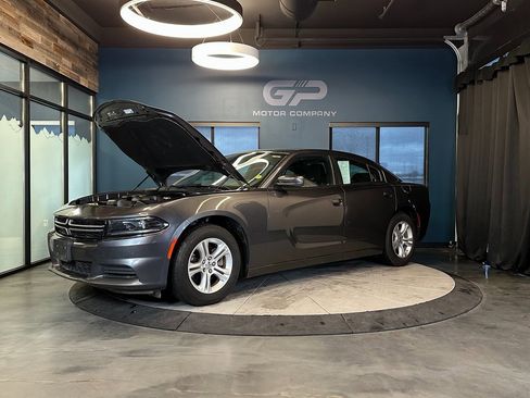 Used 2022 Dodge Charger SXT image 24
