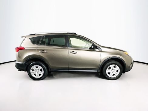 Used 2013 Toyota RAV4 LE FWD image 10