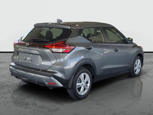 Used 2023 Nissan Kicks S FWD image 2