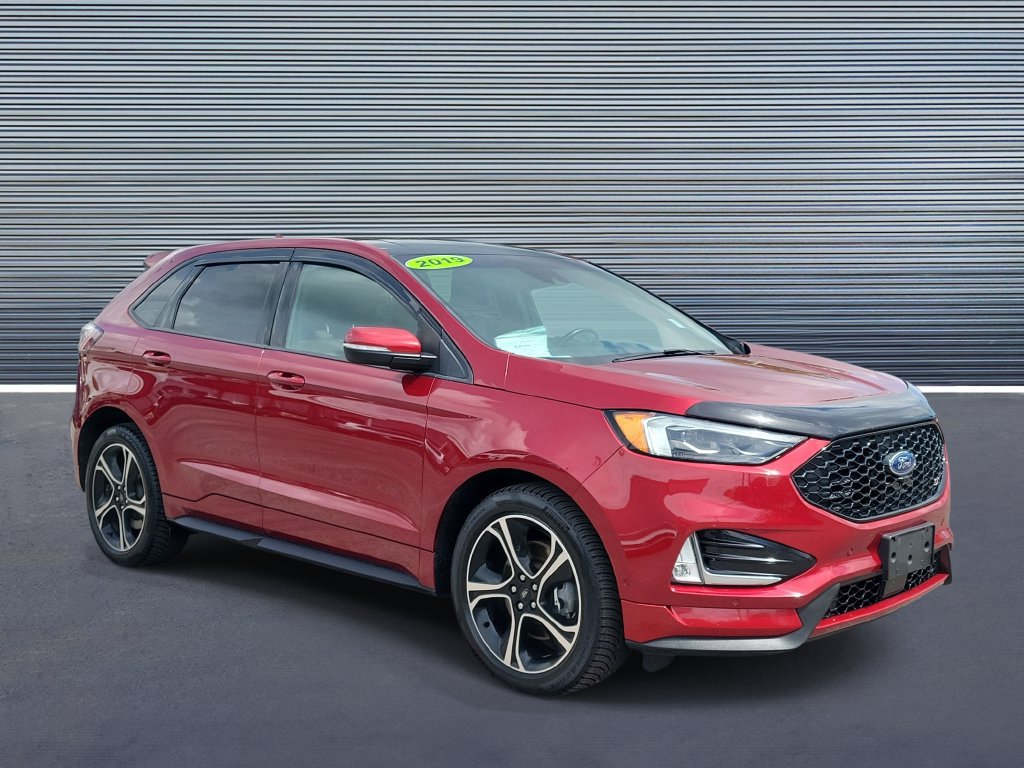 Used 2019 Ford Edge ST w/ Equipment Group 401A AWD/4WD image 2