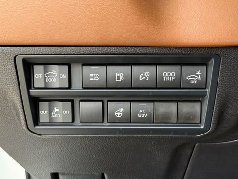 Used 2025 Toyota Tundra 1794 Edition AWD/4WD image 25
