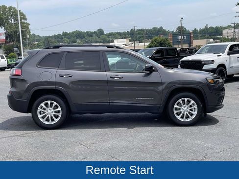 Used 2022 Jeep Cherokee Latitude Lux w/ Sun & Sound Group AWD/4WD image 10
