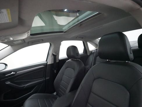 Used 2021 Volkswagen Jetta SE image 31