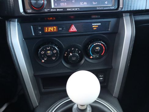 Used 2013 Scion FR-S image 20