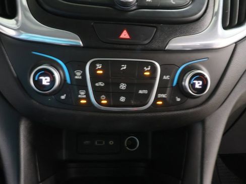 Used 2020 Chevrolet Equinox LT FWD image 8