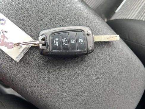 Used 2019 Hyundai Kona SE AWD/4WD image 22