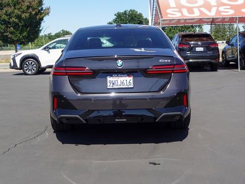 Used 2024 BMW 530i w/ M Sport Package RWD image 8