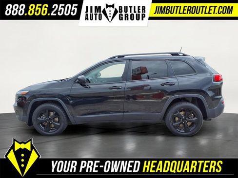 Used 2016 Jeep Cherokee Sport FWD image 16