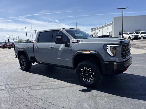 Used 2024 GMC Sierra 2500 AT4X AWD/4WD image 6