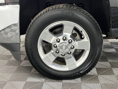 Used 2016 Chevrolet Silverado 2500 LTZ w/ Duramax Plus Package AWD/4WD image 20