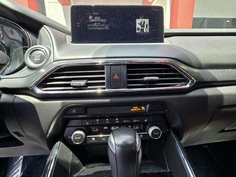 Used 2022 MAZDA CX-9 Carbon Edition image 39