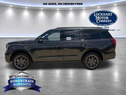 New 2027 Ford Expedition Platinum w/ Stealth Appearance Package