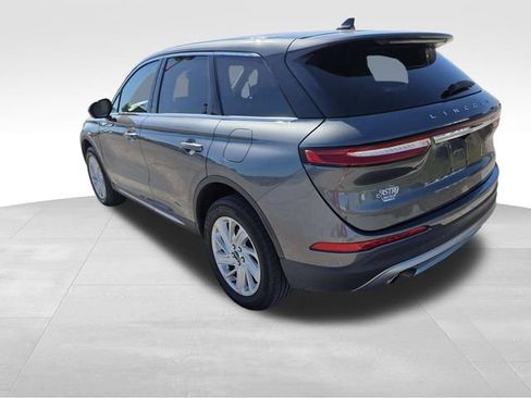 Certified 2023 Lincoln Corsair FWD image 4