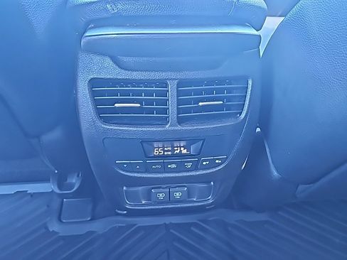 Used 2017 Acura MDX SH-AWD w/ Technology Package image 16